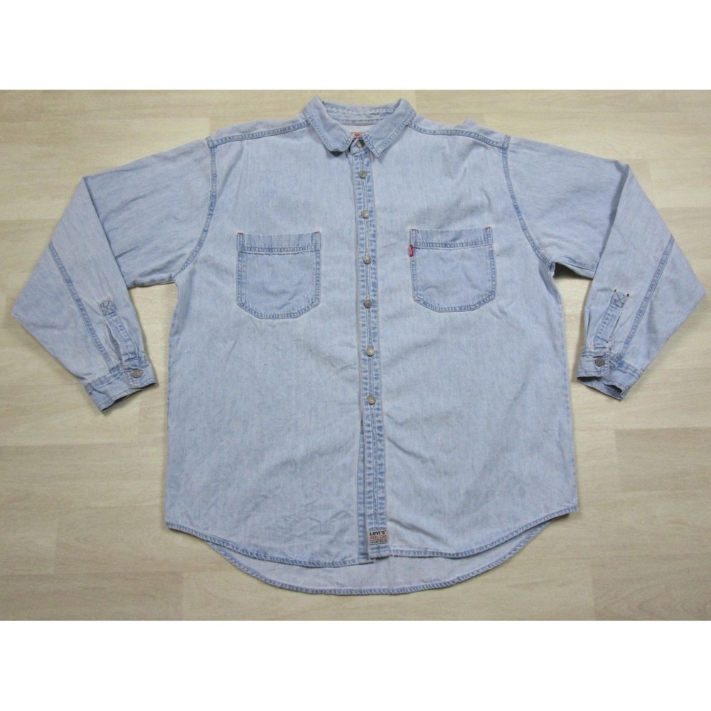 Vintage 90s Levi's Denim Shirt Men's (XL) Light Wash Chambray Metal Buttons